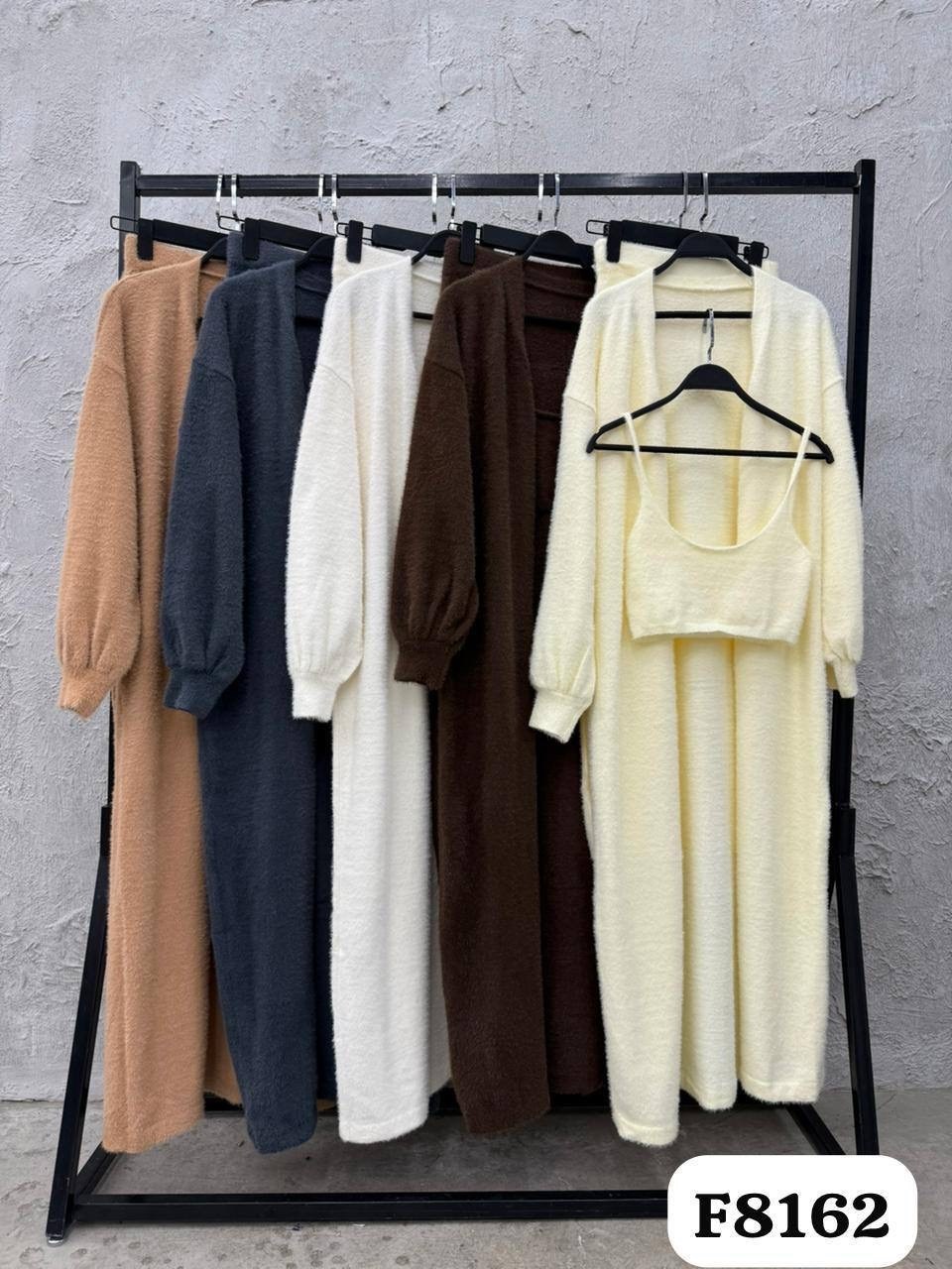 трикотажные костюмы,бежевый костюм,костюм с юбкой,вязаные костюмы,кардиган бежевый