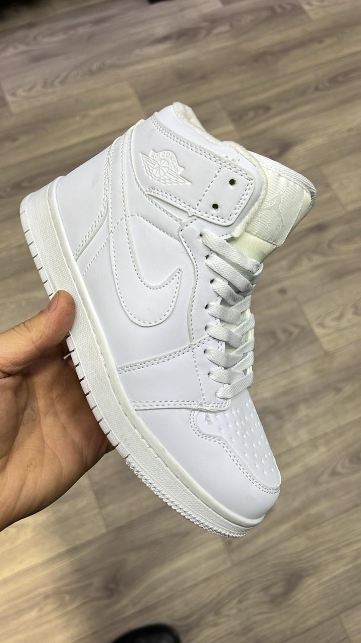 кроссовки мужские nike air jordan 1,кроссовки nike air jordan 1 retro,nike jordan зимние кроссовки,кроссовки nike air jordan 1,кроссовки nike air jordan
