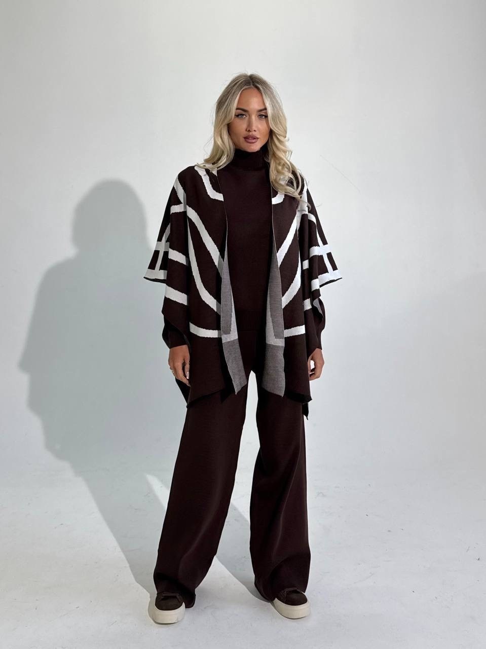 пончо,пончо женское,костюм с брюками,вязаное пончо,пончо накидка