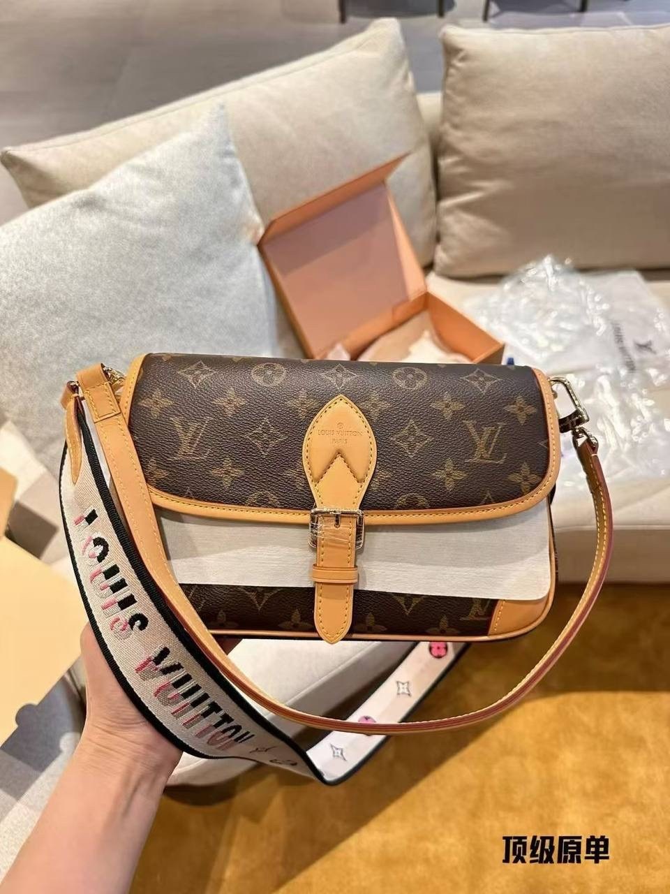 louis vuitton сумка на плечо,сумка louis vuitton женская,сумка багет луи виттон,сумка louis vuitton,lv louis vuitton женская модная классическая сумка через плечо