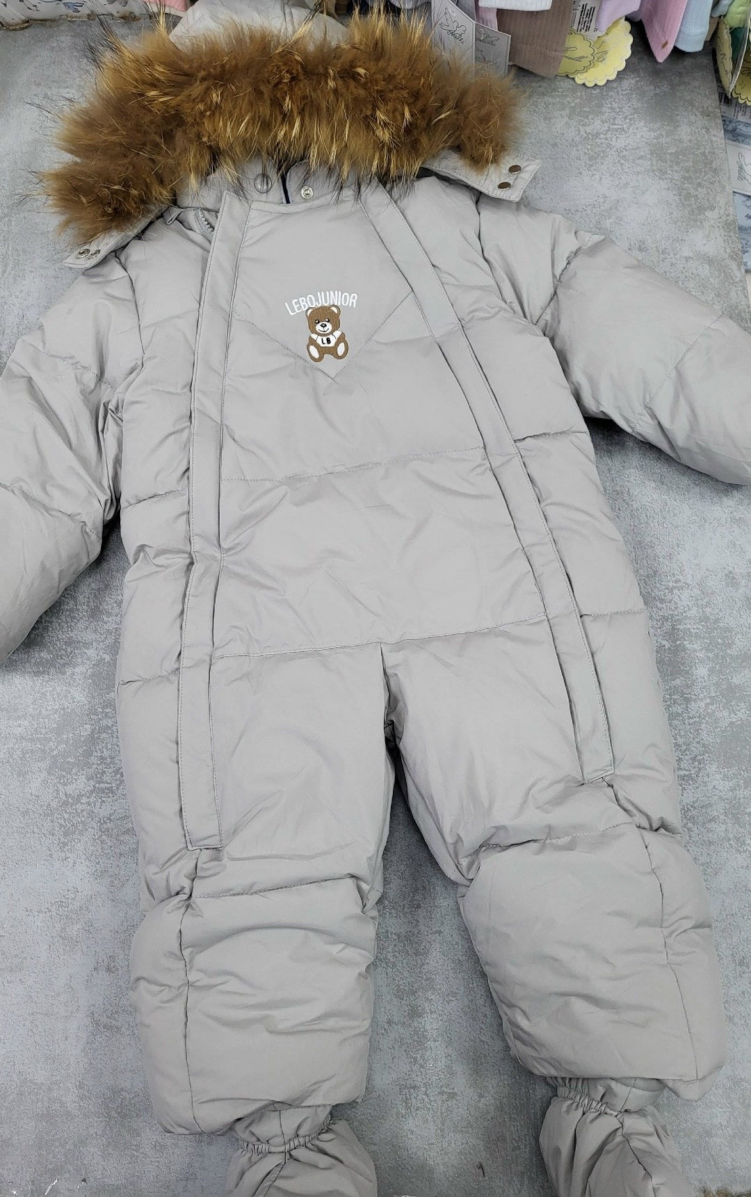 детский комбинезон зимний монклер,пуховый комбинезон moncler,комбинезон монклер детский 80,комбинезон монклер детский зимний розовый,комбинезон монклер детский