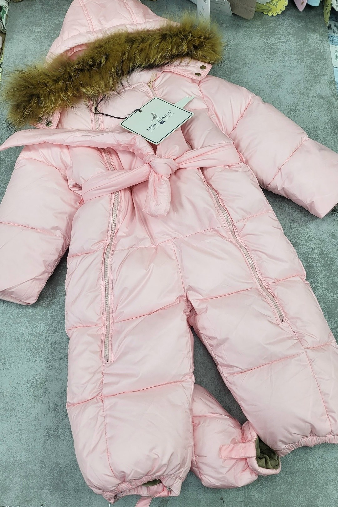 детский комбинезон зимний монклер,пуховый комбинезон moncler,комбинезон монклер детский 80,комбинезон монклер детский зимний розовый,комбинезон монклер детский