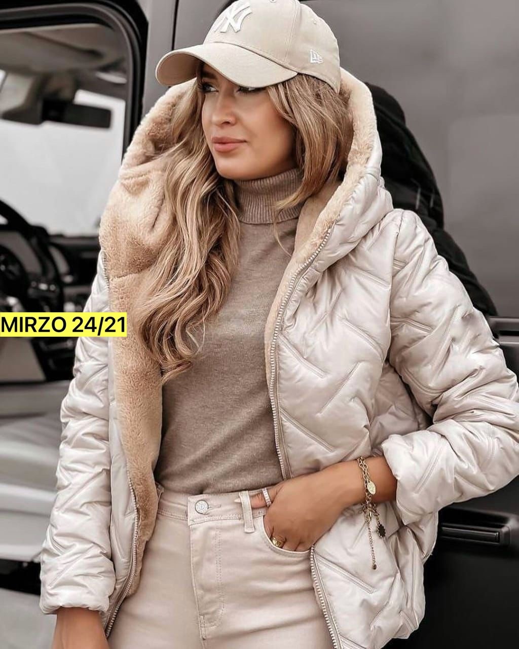 теплая куртка,куртка бомбер с капюшоном,женская куртка,курточка для милых дам,куртка стильная