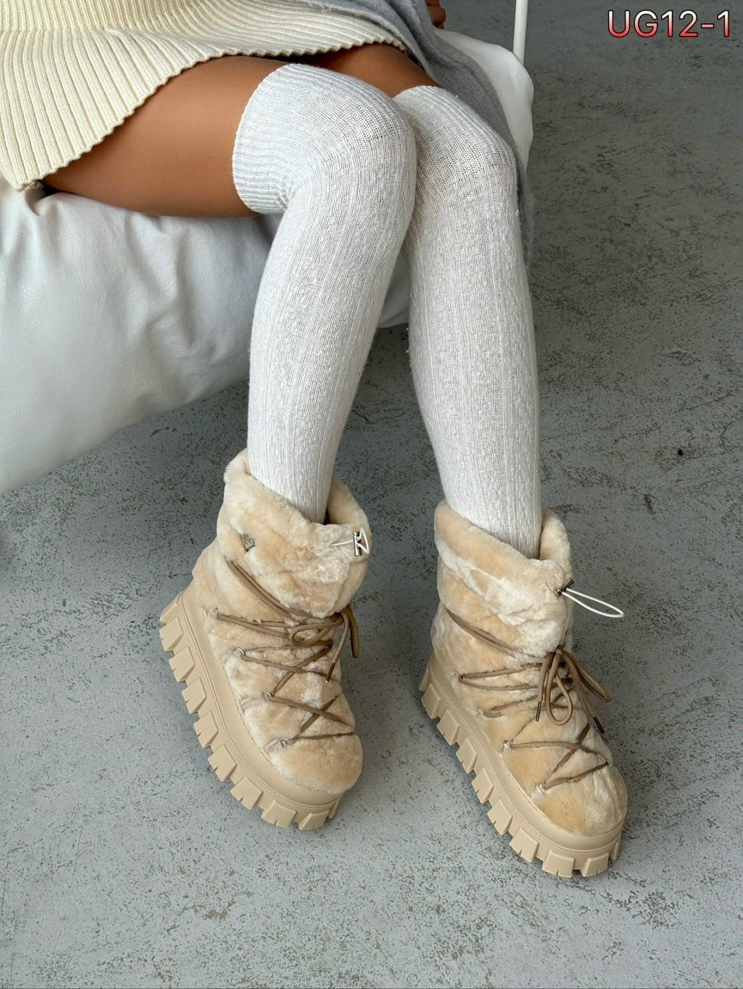 ,ботинки зимние с мехом на платформе,зимняя ,ботинки зимние prada с натуральным мехом,зимние угги на платформе