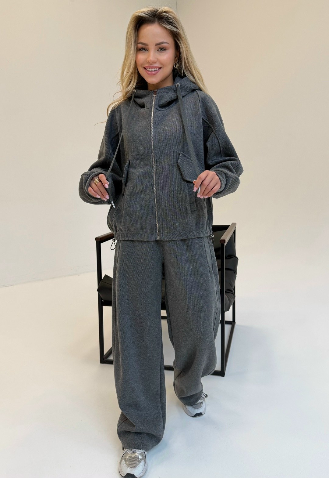 спортивный костюм,женский трикотажный костюм с брюками,костюм,костюм двойка брючный теплый темно-серый,трикотажные костюмы женские