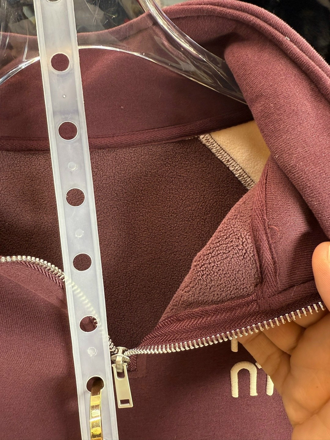 спортивные костюмы женские,костюм спортивный,одежда для спорта,женский костюм,спортивный костюм стильный