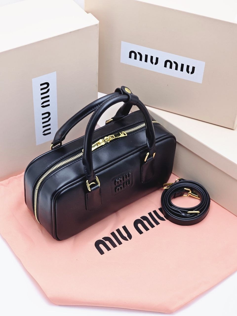 сумка,сумка miu miu,сумка с короткими ручками,сумка женская miu miu,сумки женская