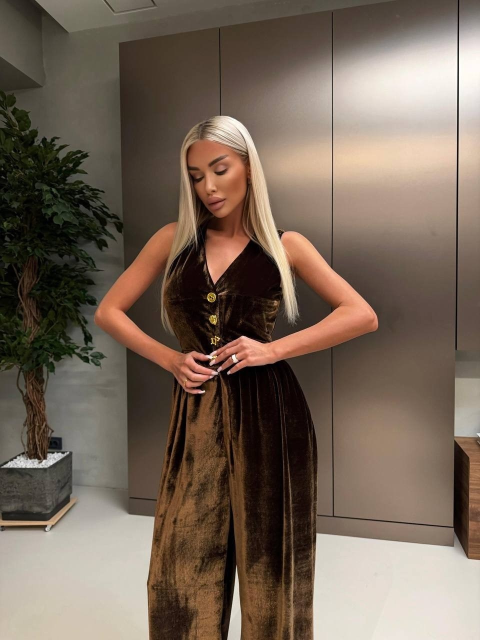 элегантные комбинезоны,стильные костюмы,вечерние комбинезоны,женские комбинезоны,комбинезон из бархата