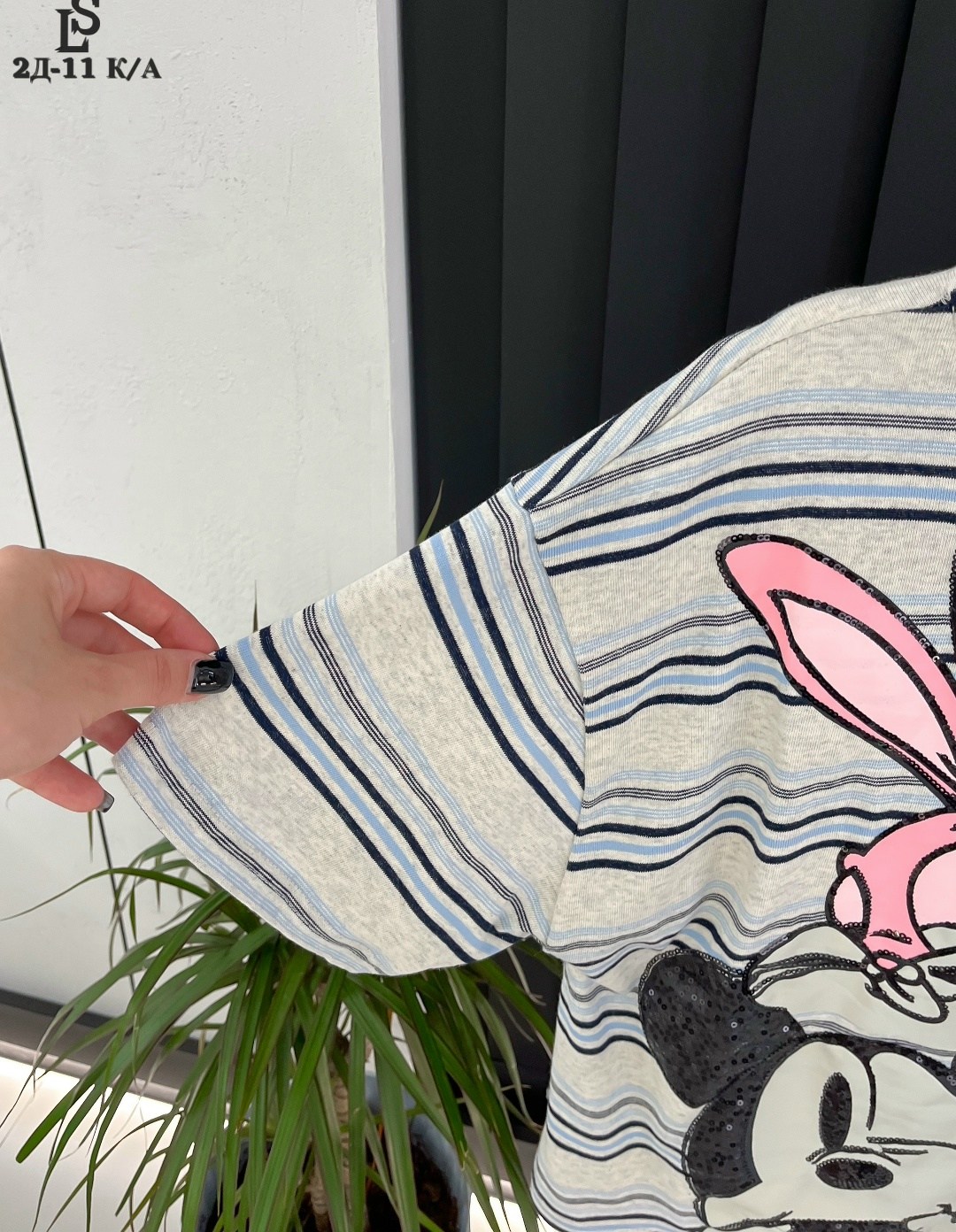 женские футболки с принтом,футболка с микки маус,футболка с принтом микки маус,женская футболка,футболка