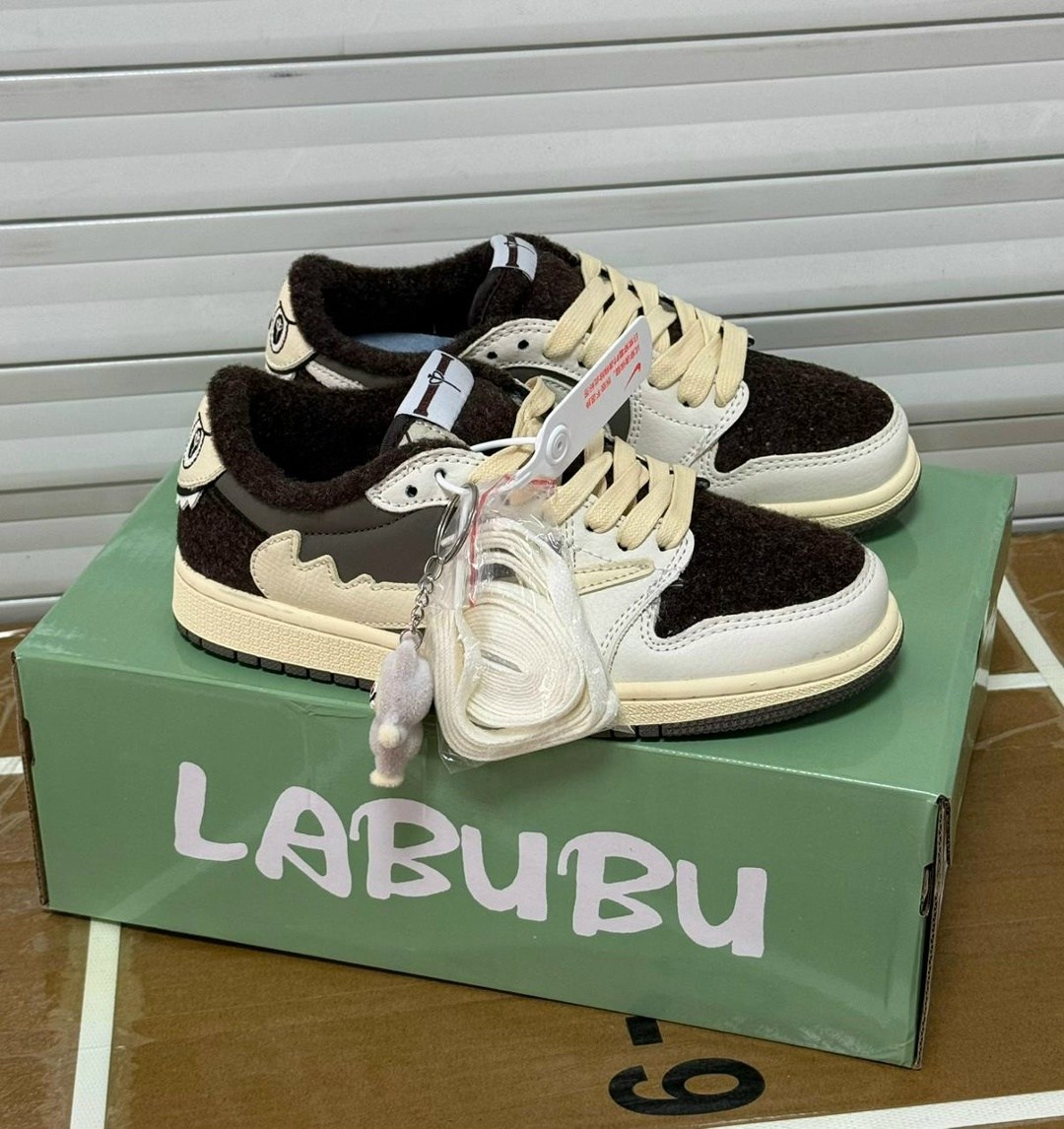 nike air jordan 1 low travis scott reverse mocha,nike air jordan 1 low travis scott,air jordan 1 low travis scott,кроссовки air jordan 1 low travis scott,кроссовки nike air jordan 1 low x travis scott