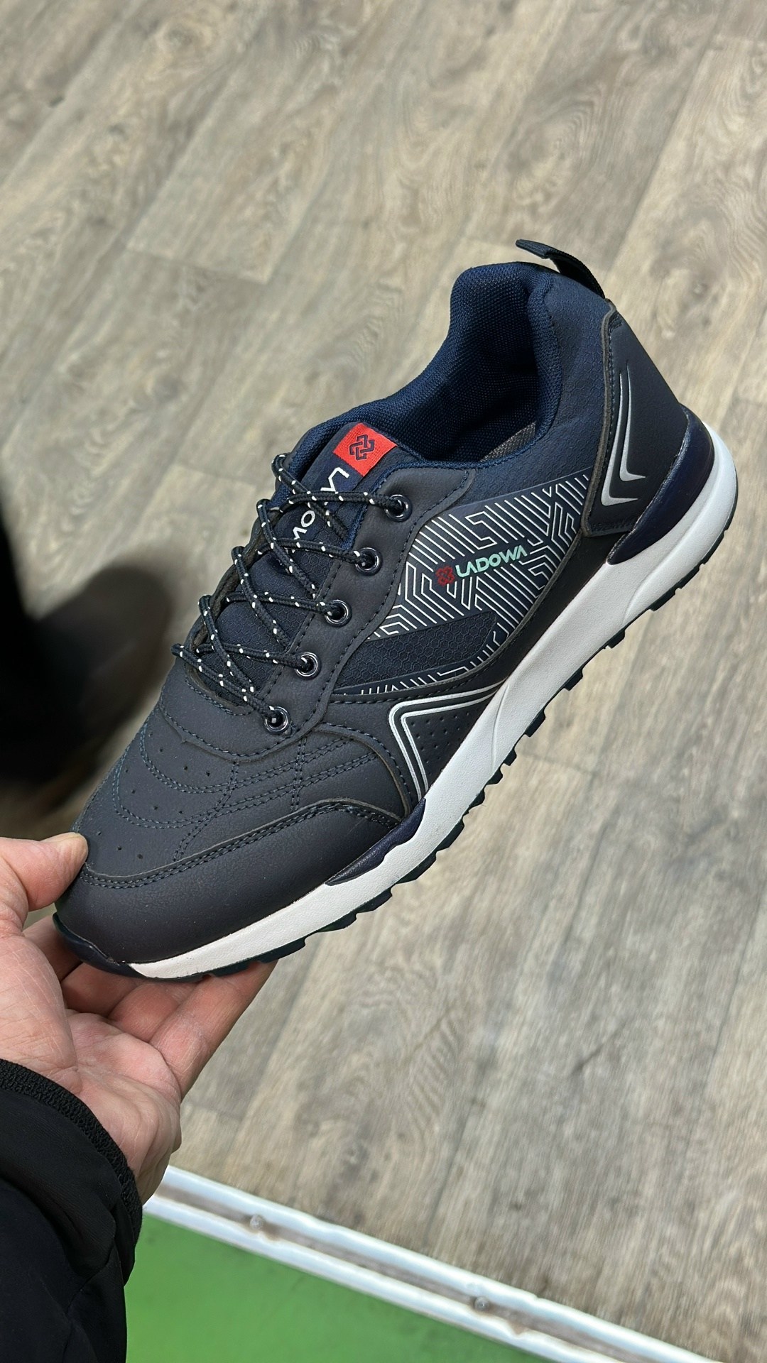 ,мужские кроссовки,кроссовка мужской,кроссовки классические,мужские кроссовки повседневные