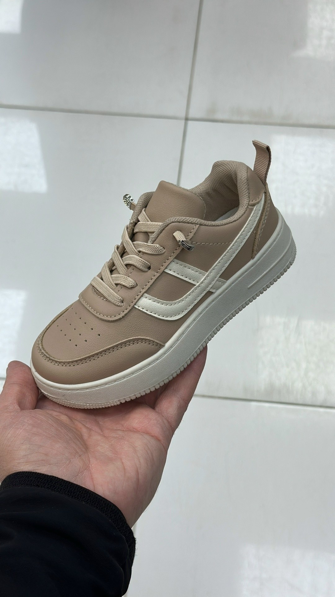 ,кроссовки женские, женская,кроссовки,кроссовки белые