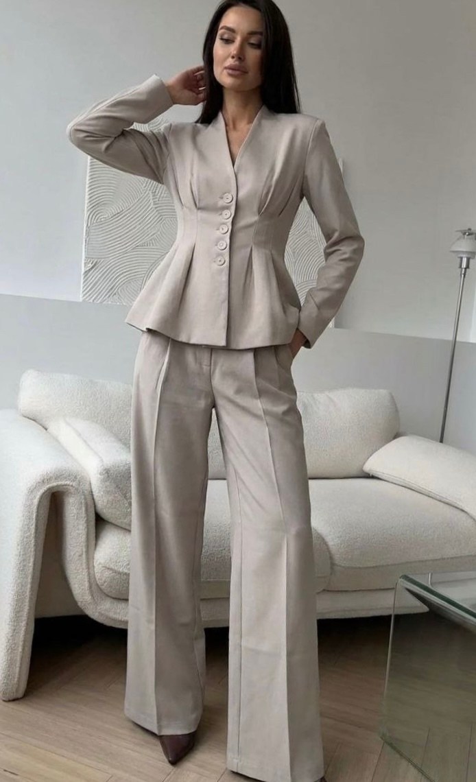 брючный костюм деловой с пиджаком sanro 322318520,брючный костюм,деловой брючный костюм,брючный костюм женский,брючный костюм деловой с пиджаком sanro