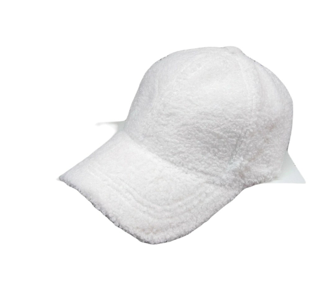 меховая кепка белая,теплая бейсболка,бейсболка женская,бейсболка меховая,кепка меховая