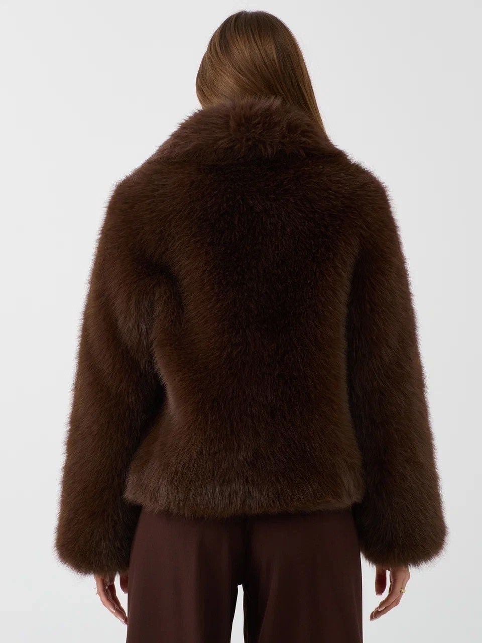 шуба коричневая,шубка укороченная,шуба из искусственного меха,шуба искусственная,шубка