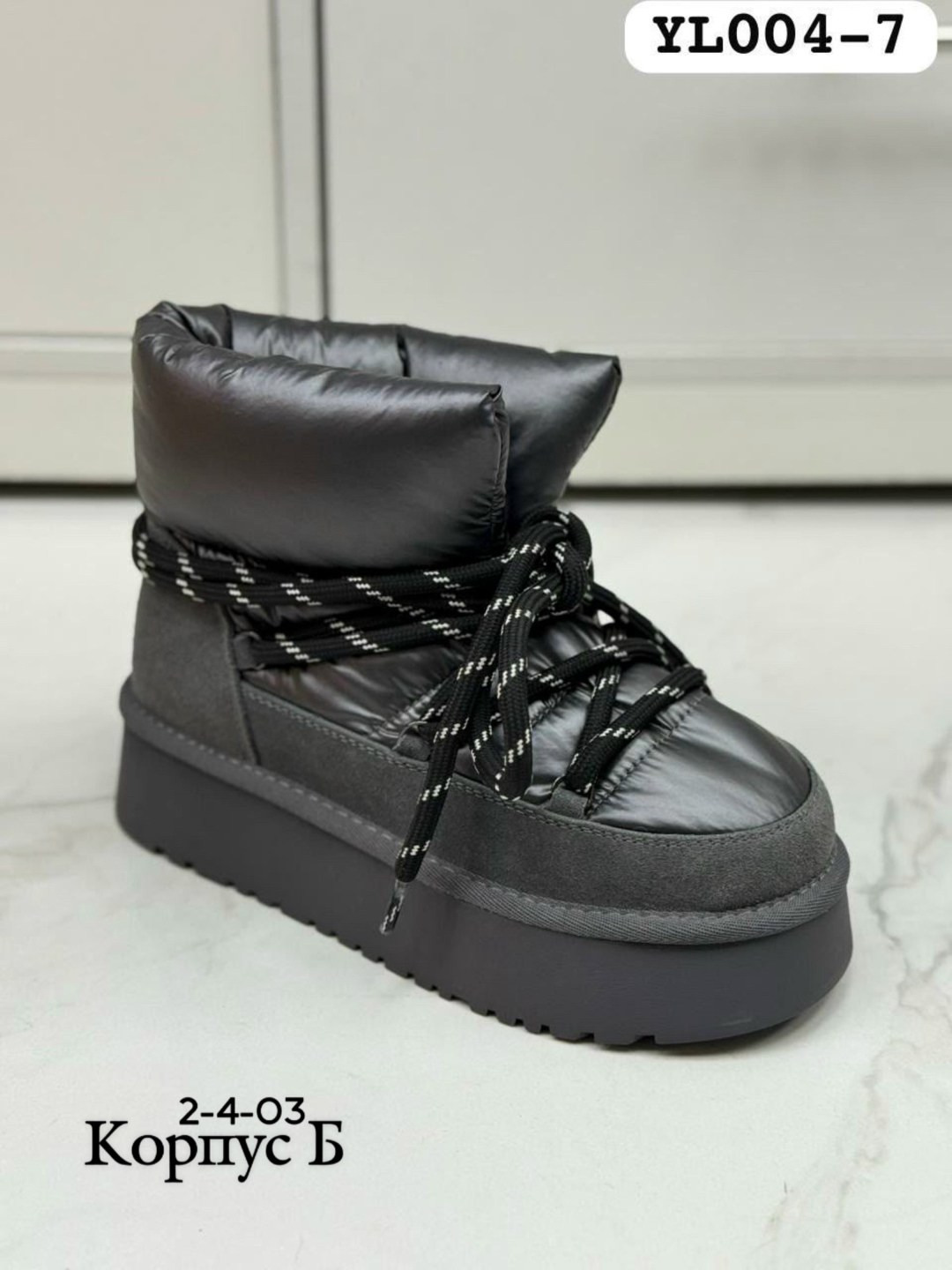 дутики женские,,угги женские,зимняя женская ,дутики