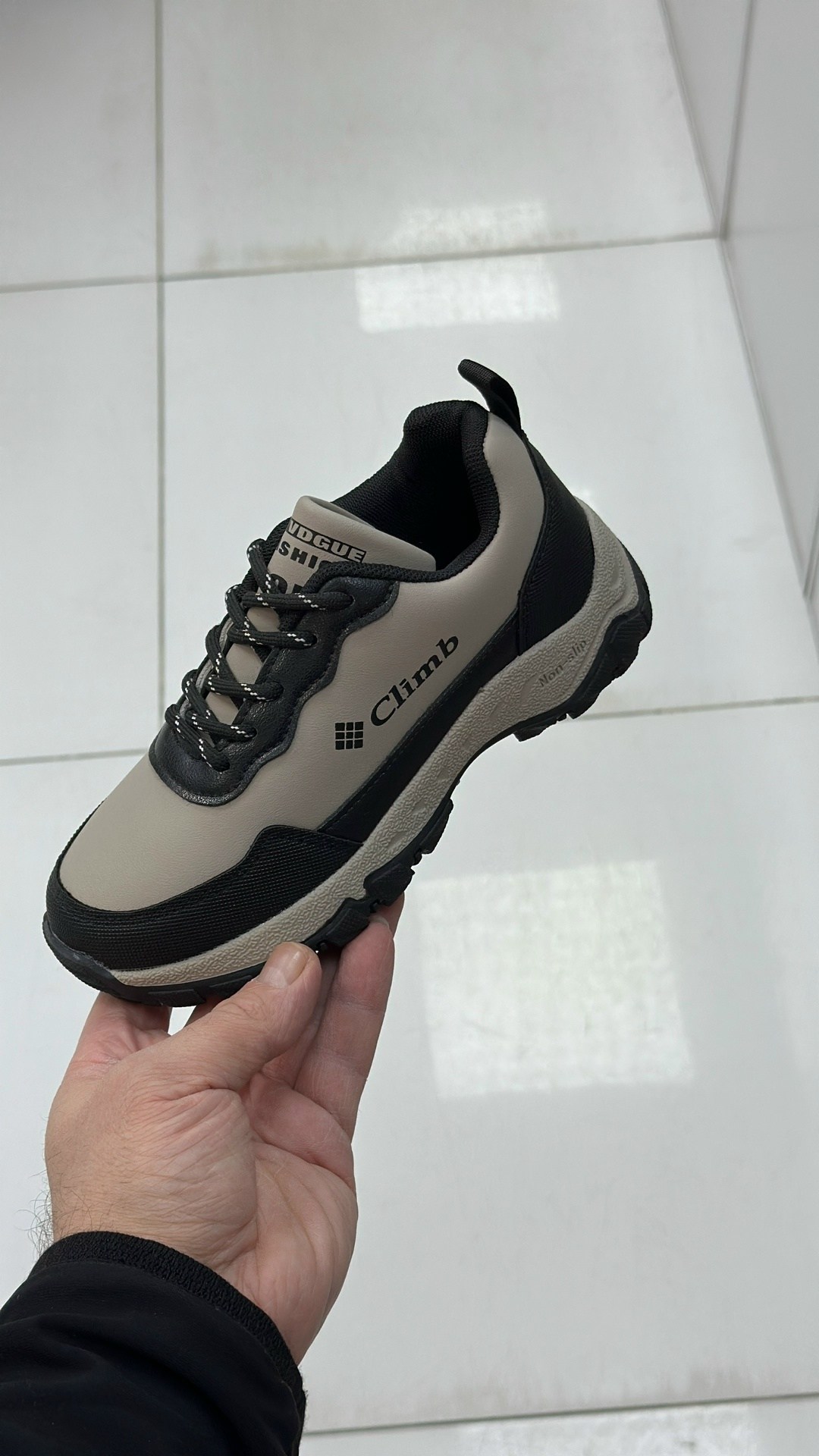 ,кроссовки adidas,кроссовки закрытые,мужские кроссовки,кроссовка