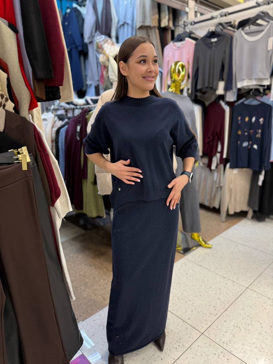 трикотажный костюм с юбкой вязаный,трикотажные костюмы с юбкой,теплый трикотажный костюм с юбкой,женские костюмы с юбкой,женский трикотажный костюм с юбкой