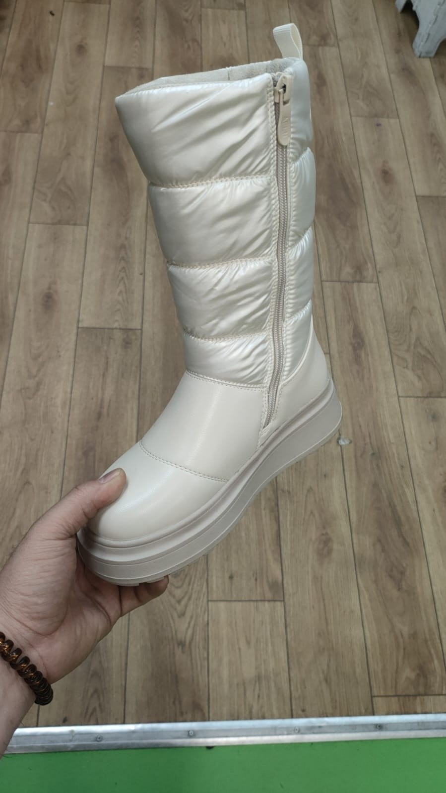 дутики ботинки зимние на платформе bella strada,женские дутики,дутики,зимние ботинки женские дутики мода 2025-2025,дутики зимние