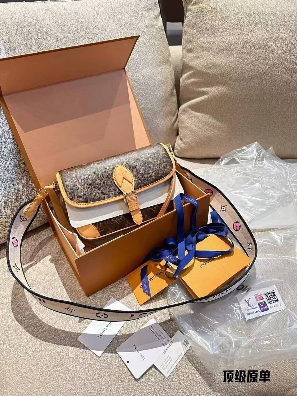 louis vuitton сумка на плечо,сумка louis vuitton женская,сумка багет луи виттон,сумка louis vuitton,lv louis vuitton женская модная классическая сумка через плечо