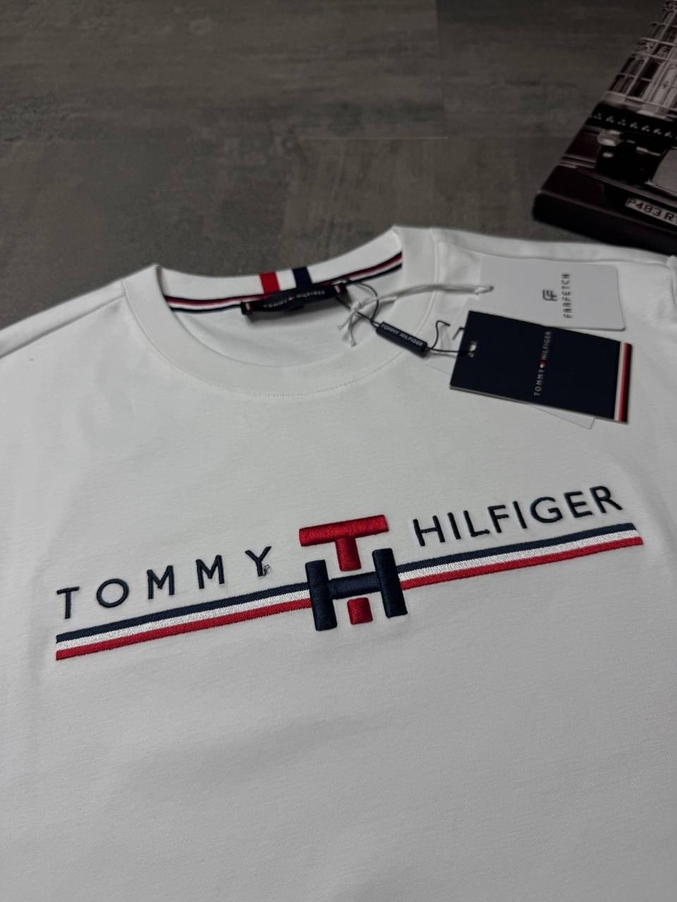 футболка томми хилфигер черная мужская,tommy hilfiger футболка мужская,футболка томми хилфигер черная,футболка tommy hilfiger,футболка томми хилфигер мужские