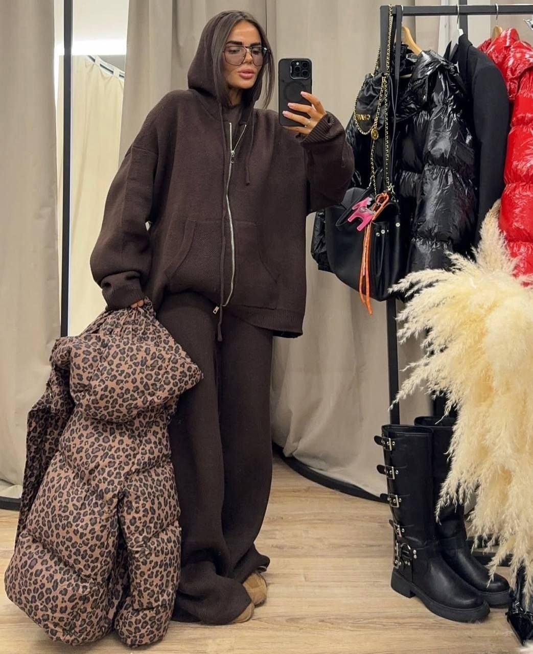 костюм белый,женский костюм спортивный на флисе,спортивные костюмы белые,спортивный костюм,женский костюм