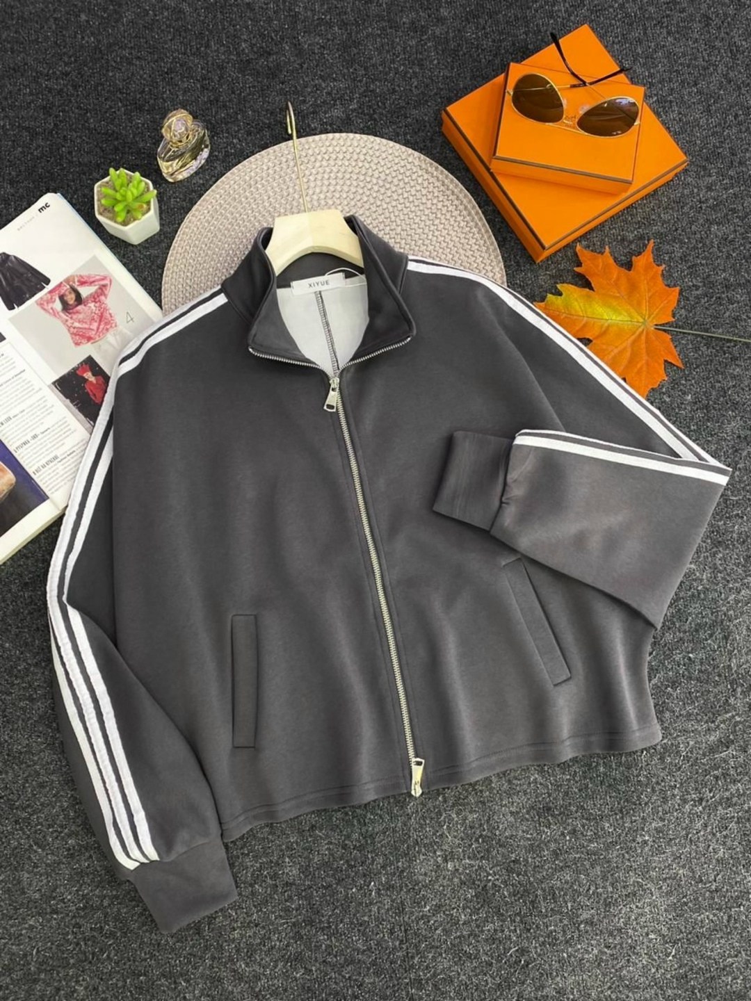 повседневная куртка,куртка модная,модная толстовка,женские спортивные костюмы