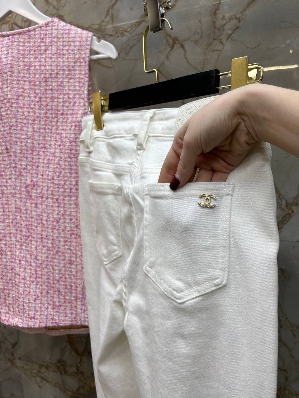 жилет твидовый,женский твидовый жилет с v-образным вырезом,женский твидовый жилет без рукавов,chanel твидовый жилет,женский твидовый жилет