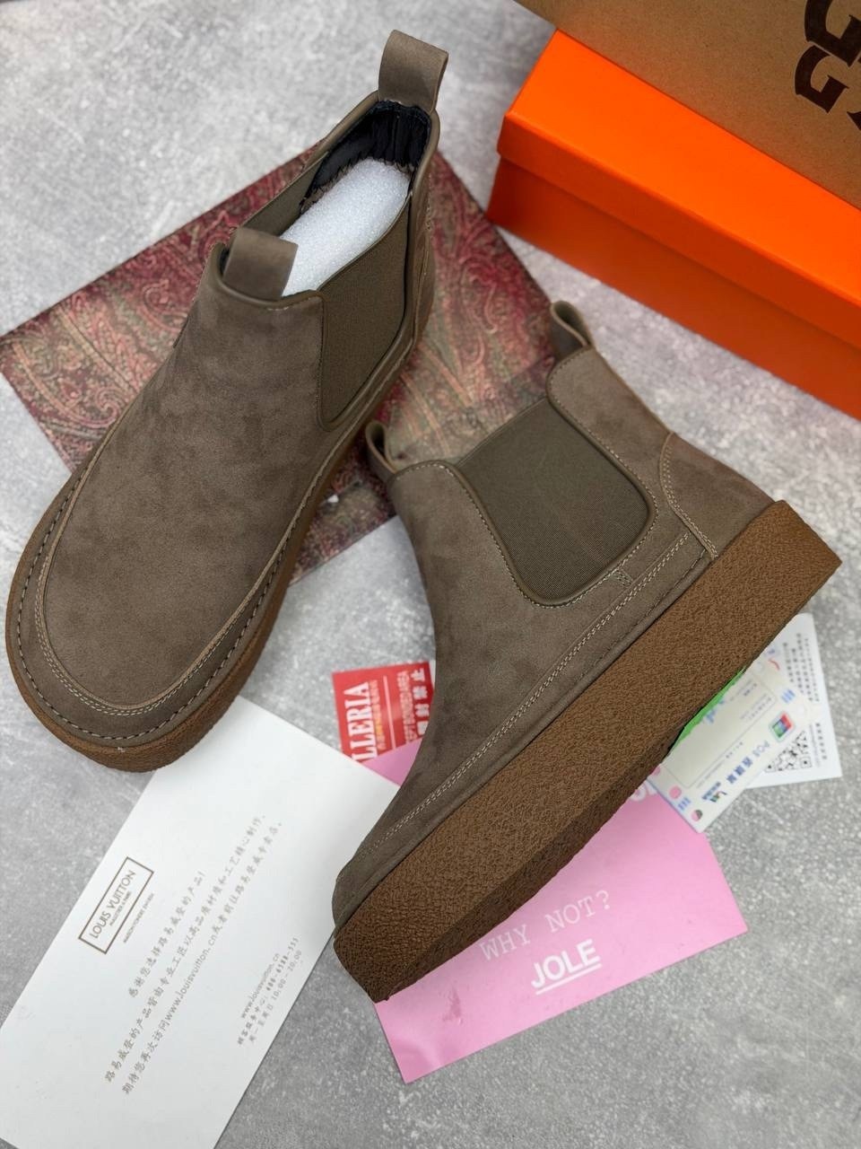 ,ботинки челси на платформе neumel ugg серый,угги челси,замшевые ботинки,neumel platform женские замшевые ботинки челси на платформе ugg серый