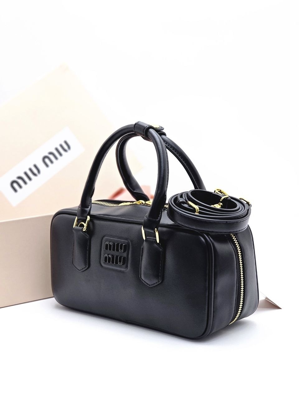 сумка,сумка miu miu,сумка с короткими ручками,сумка женская miu miu,сумки женская