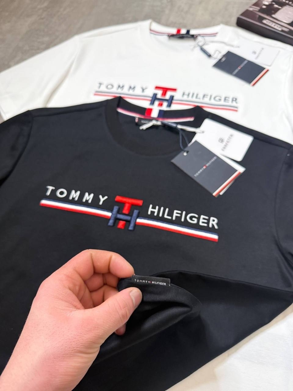 футболка томми хилфигер черная мужская,tommy hilfiger футболка мужская,футболка томми хилфигер черная,футболка tommy hilfiger,футболка томми хилфигер мужские