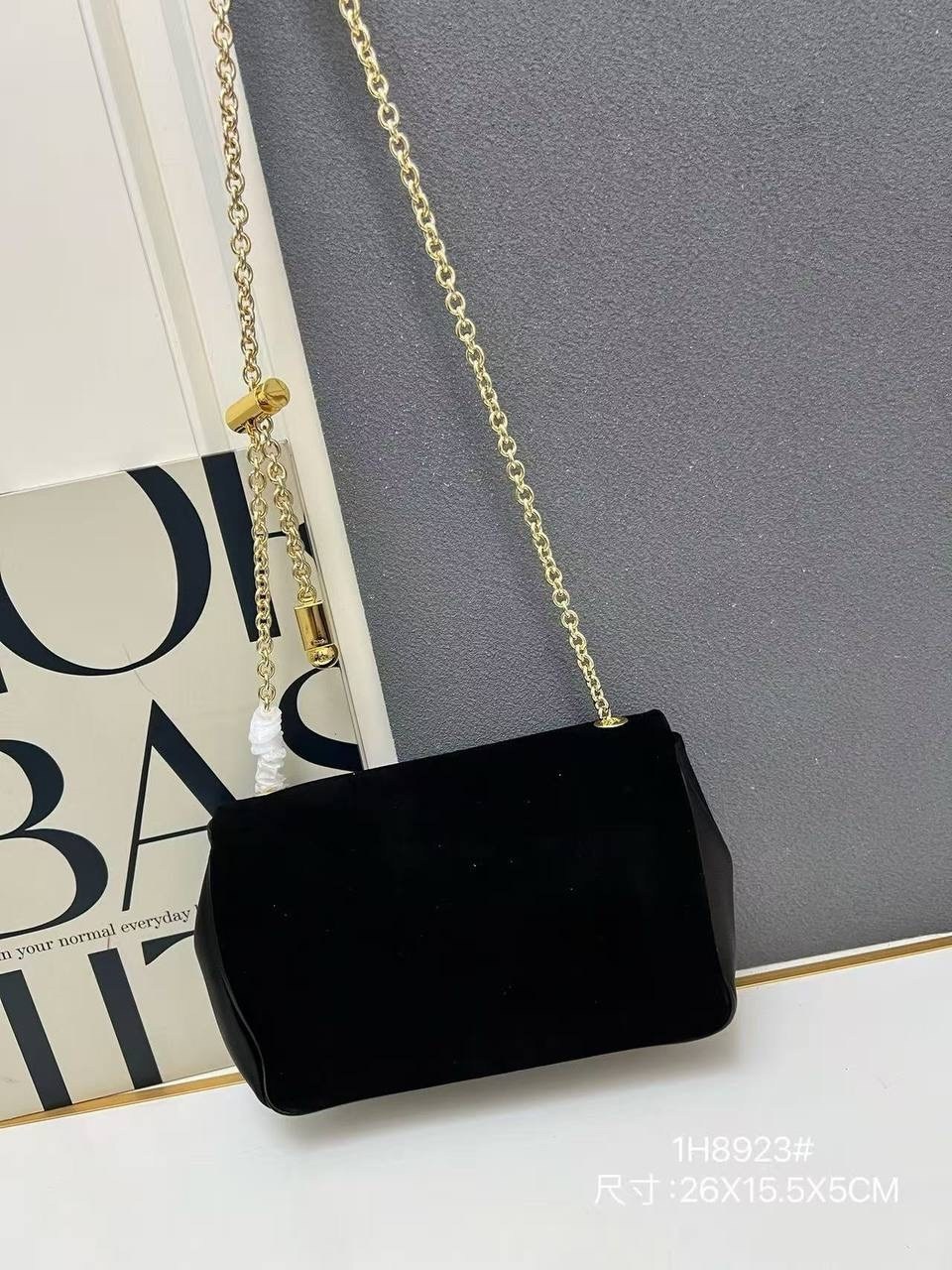 замшевая сумка,женская сумка,модные сумки,сумка стильная,сумка с цепочкой