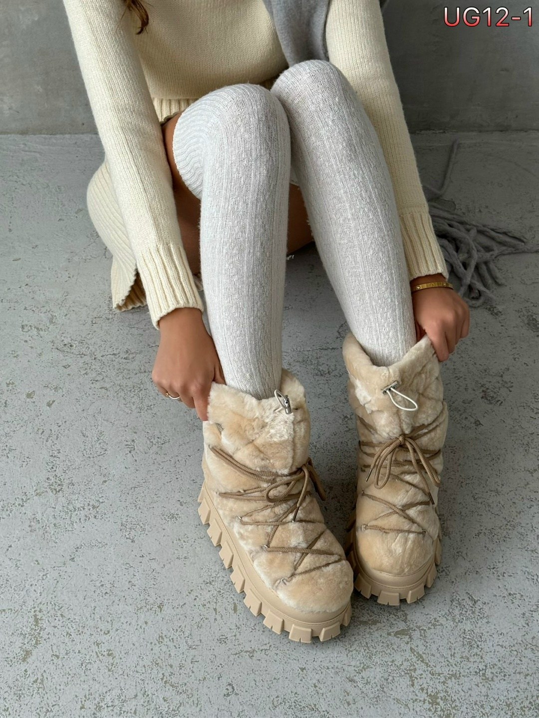 ,ботинки зимние с мехом на платформе,зимняя ,ботинки зимние prada с натуральным мехом,зимние угги на платформе