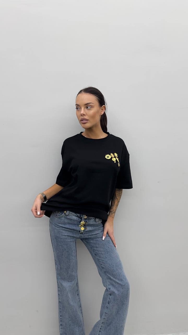 футболка оверсайз женская,футболка черная оверсайз,футболка оверсайз,футболка женская,футболка оверсайз с нашивкой