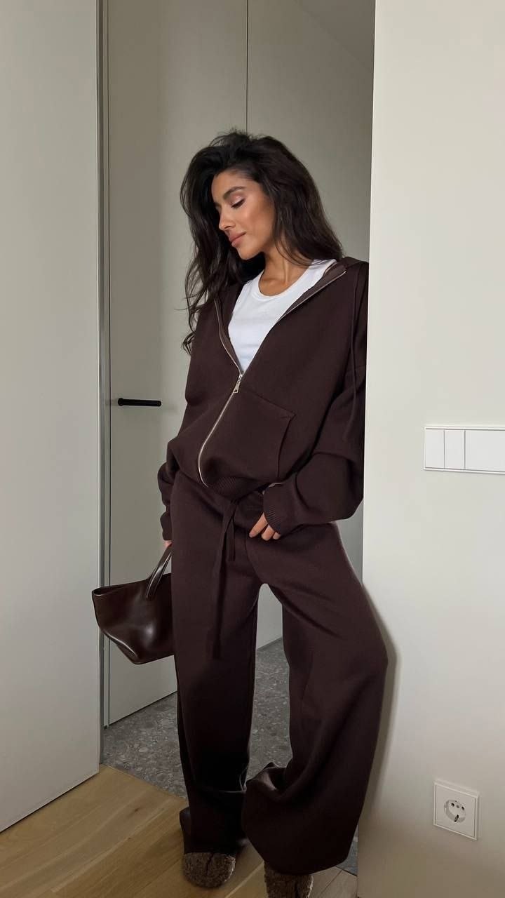 костюм белый,женский костюм спортивный на флисе,спортивные костюмы белые,спортивный костюм,женский костюм