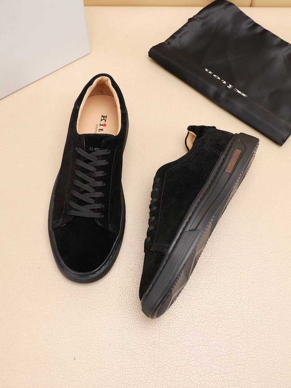 роскошные брендовые дизайнерские мужские туфли низкие замшевые кожаные,замшевые кроссовки,мужские кроссовки с красной подошвой,,мужские замшевые кроссовки