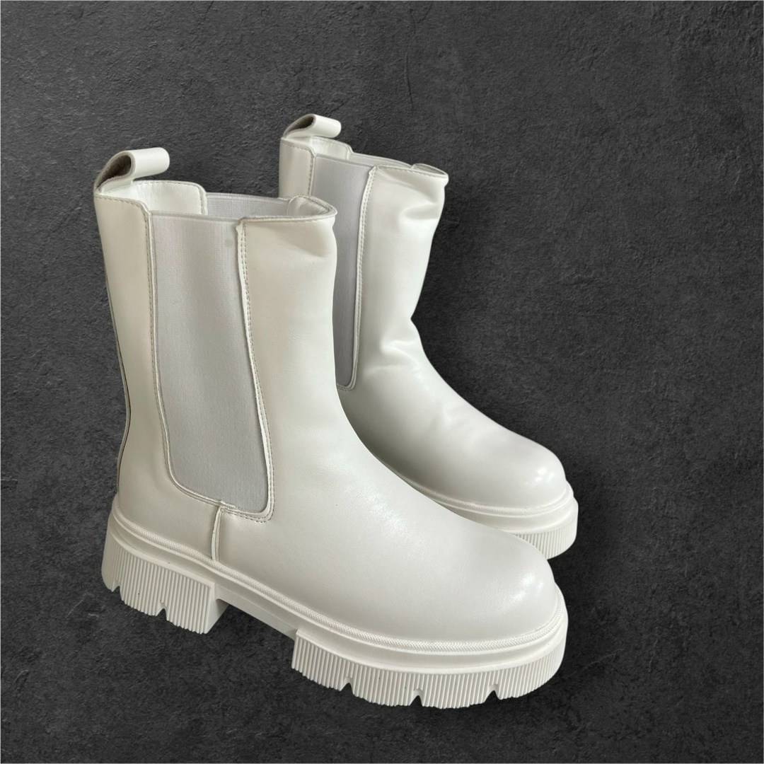 ботинки женские,,белые ботинки страдивариус 2025,бежевые ботинки,полусапоги