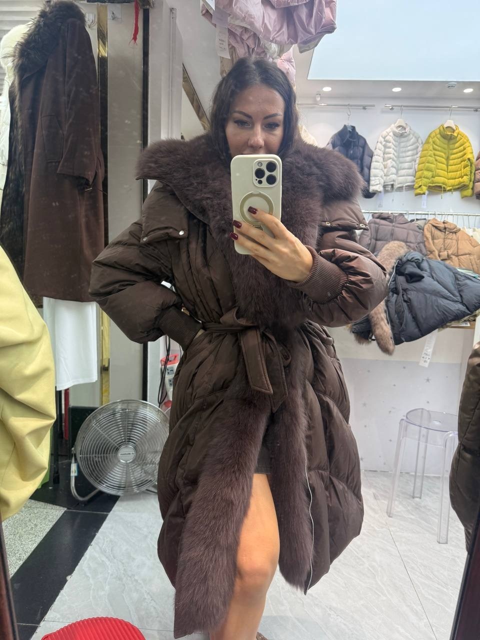 длинный пуховик с мехом натуральной лисы и капюшоном mexrussia,пуховики с натуральным мехом,пуховик с мехом,длинные пуховики,пуховик женский с мехом лисы