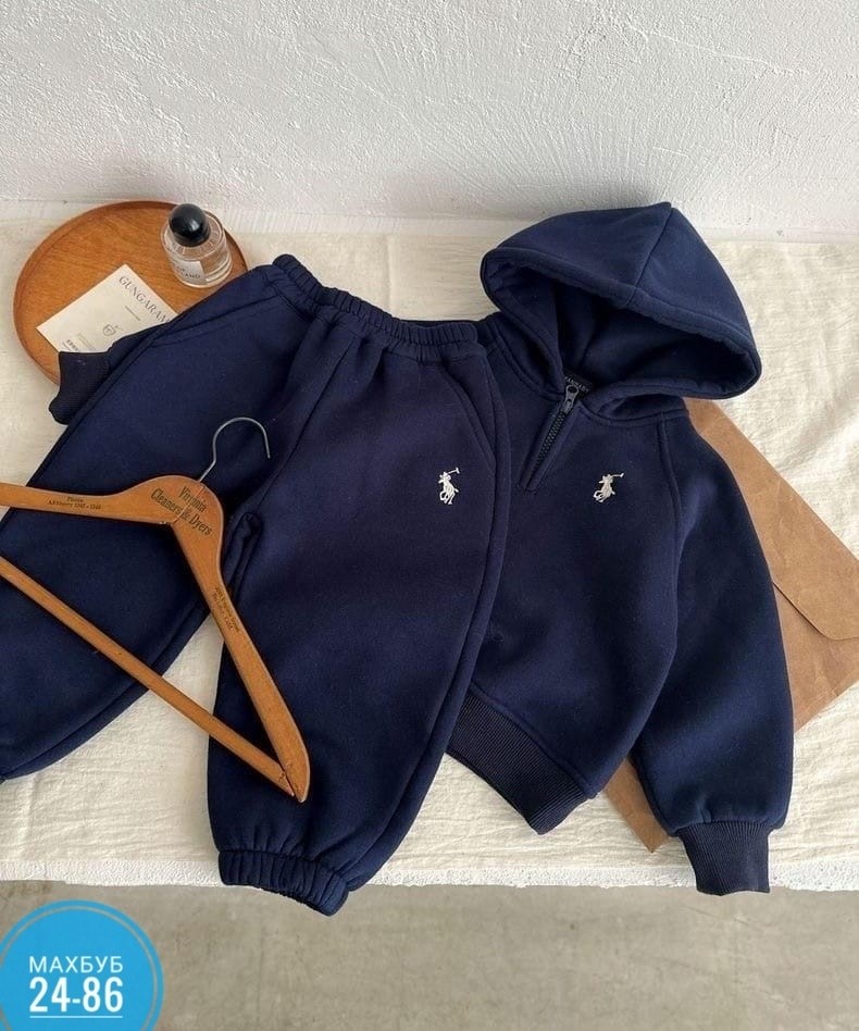 костюм на флисе детский,стильные флисовые детские костюмы,плюшевый костюм для мальчика,спортивные костюмы на флисе,детский флисовый костюм