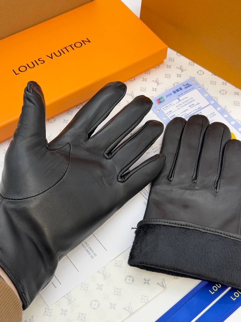 перчатки louis vuitton,louis vuitton gloves,перчатки модные,перчатки,термоперчатки louis vuitton