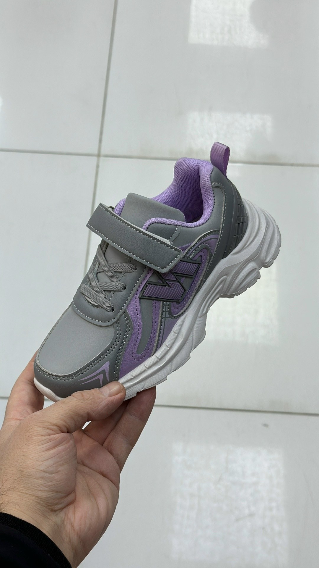 детские кроссовки,,кроссовки оптом,кроссовки закрытые,baas кроссовки