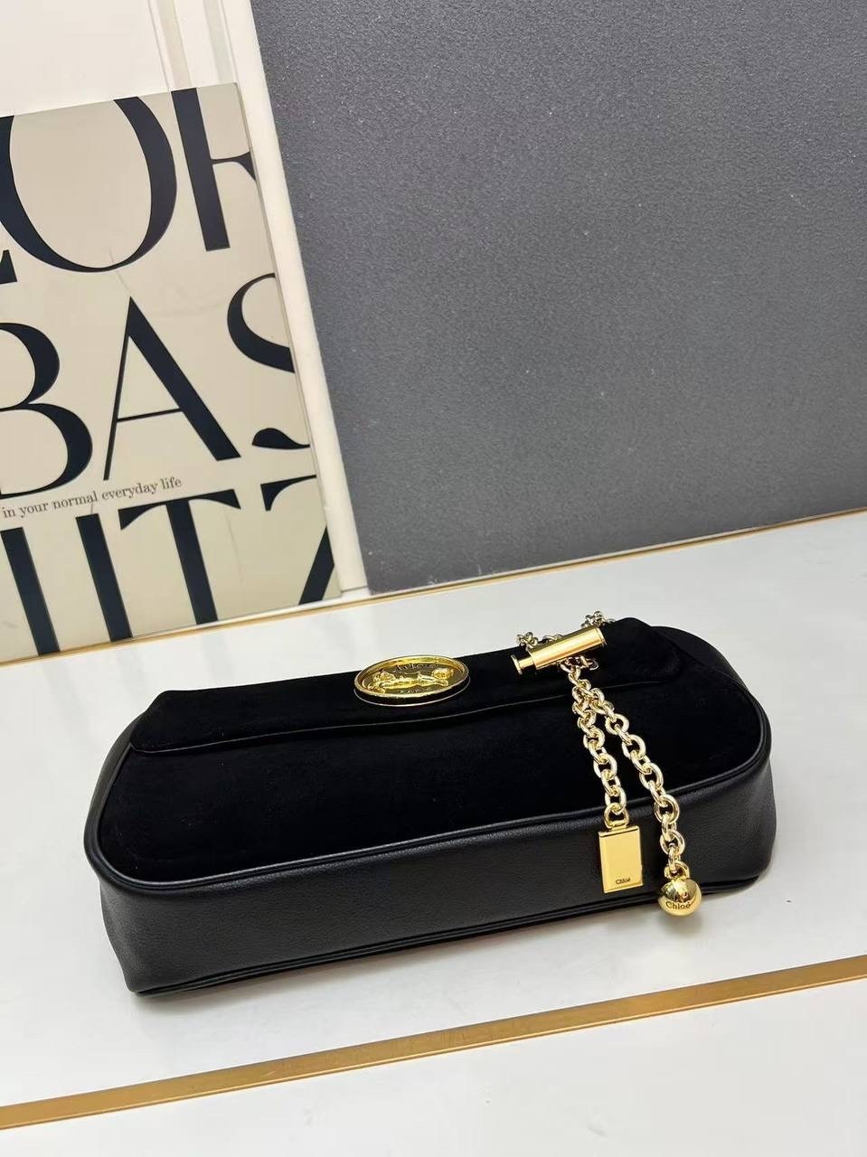 замшевая сумка,женская сумка,модные сумки,сумка стильная,сумка с цепочкой