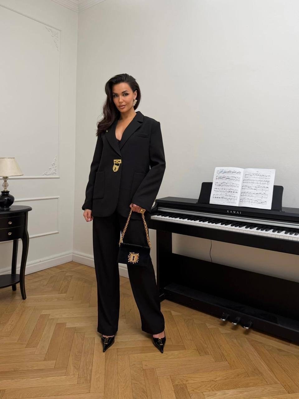 брючный костюм dilanavip м-1990/2 тройка черный,брючный костюм dilana vip 1990 черный,брючный костюм dilana vip 1993 черный,брючный костюм dilana vip 1942/2 черный,костюм брючный 1990-2 черный тройка