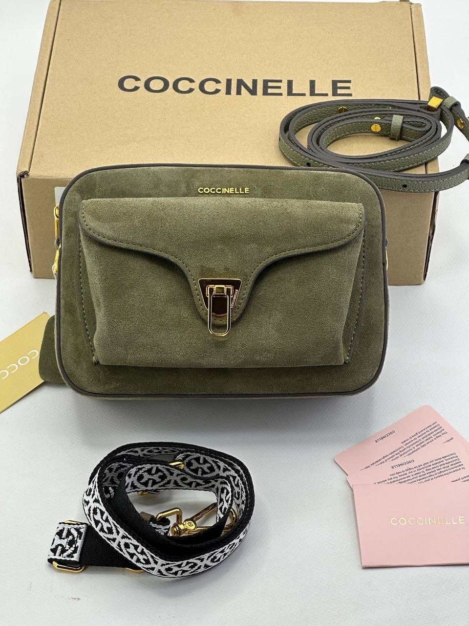 сумка coccinelle,женская сумка coccinelle,coccinelle liya medium suede,coccinelle beat soft,замшевая сумка coccinelle