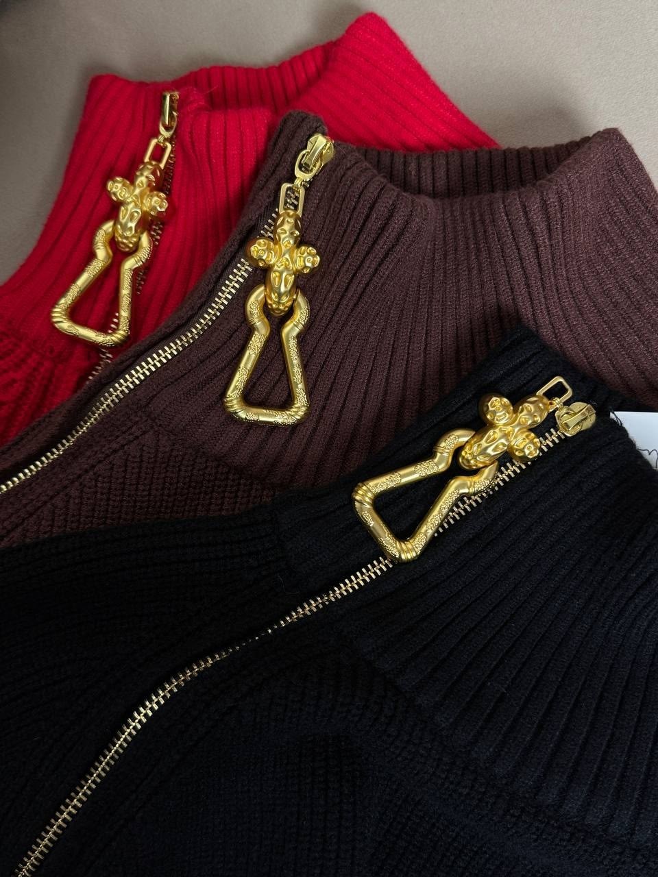 трикотажный костюм,вязаный костюм женский,кашемировый костюм,брючный костюм,вязаные костюмы