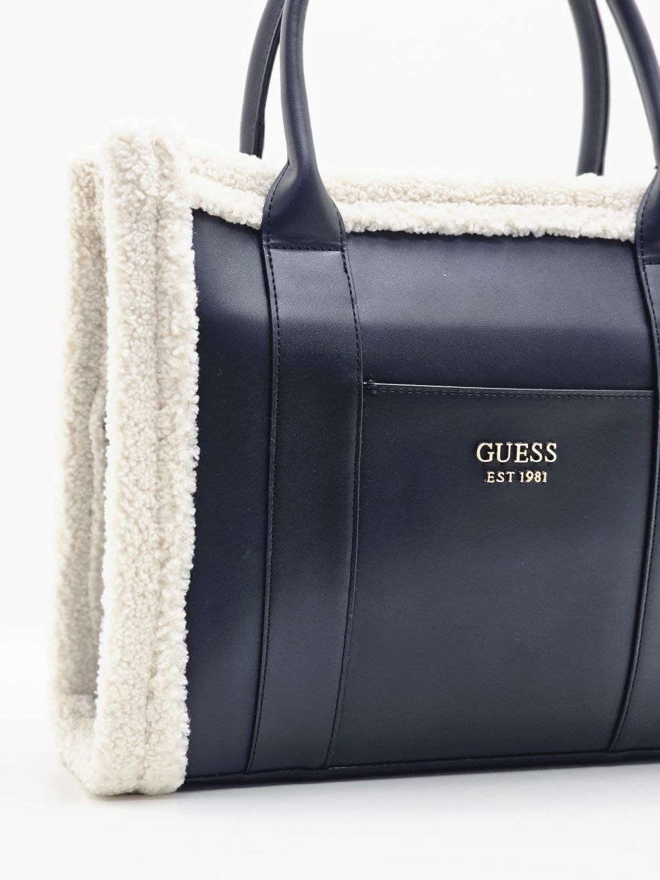 сумка женская guess,сумка guess,сумка женская guess с мехом,сумка женская guess тоут,сумка