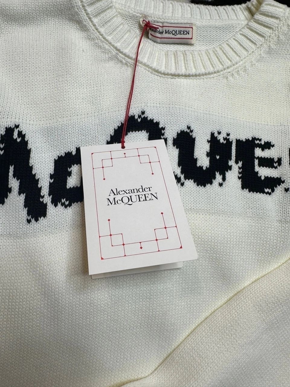 свитер alexander mcqueen,мужские свитеры alexander mcqueen,свитер джемпер,джемпер с логотипом,джемпер с принтом