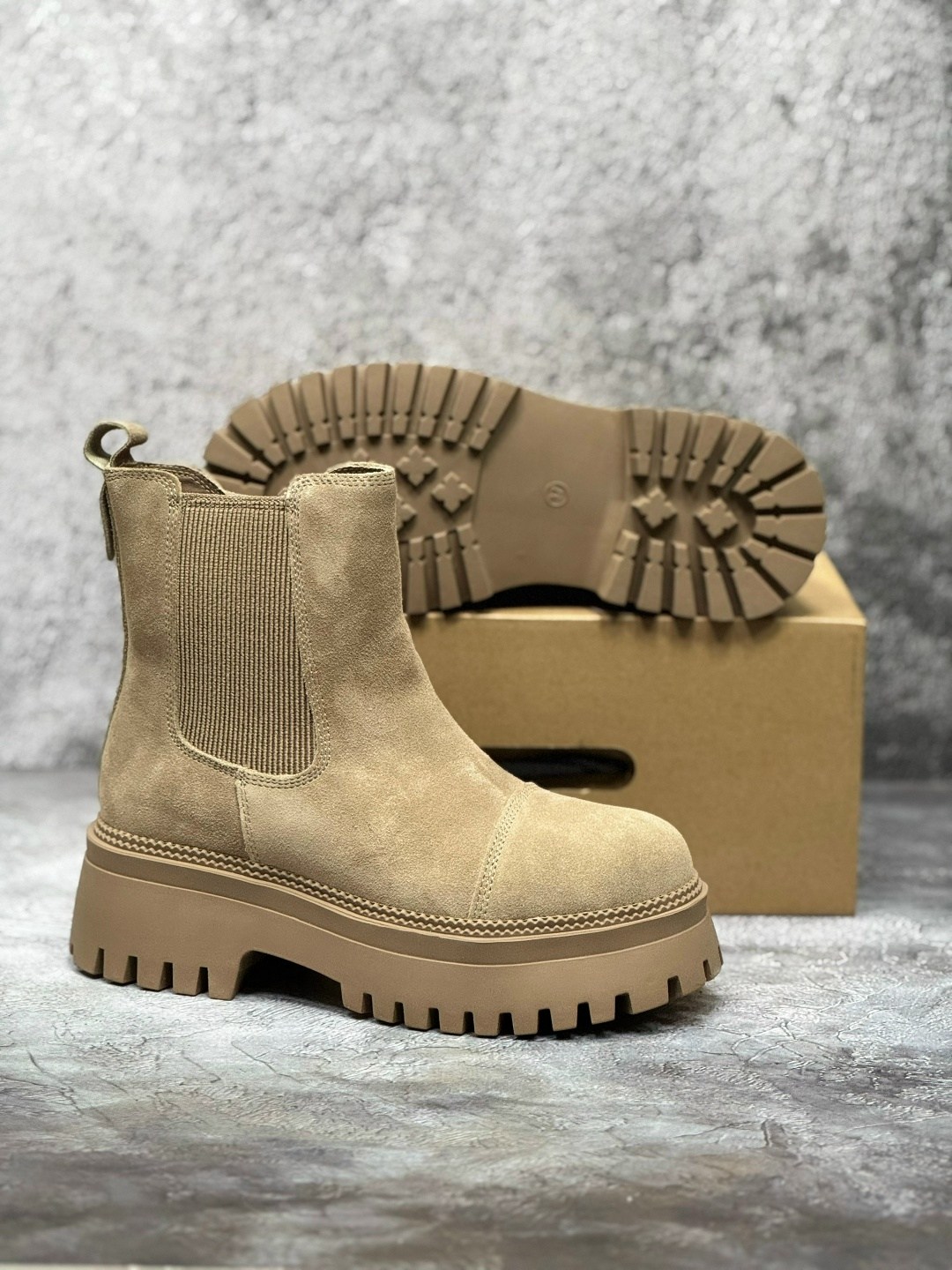 ,ботинки женские,замшевые ботинки,модные ботинки, женская