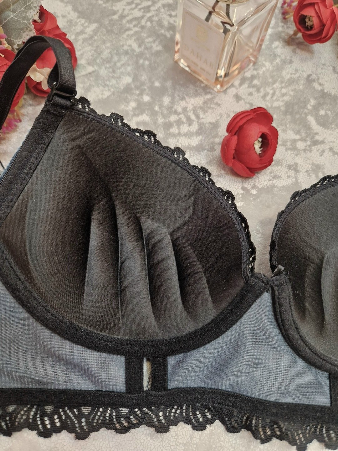 комплекты нижнего белья,комплекты нижнее белье женский,женские белье,белье красивое,комплект нижнего белья черный