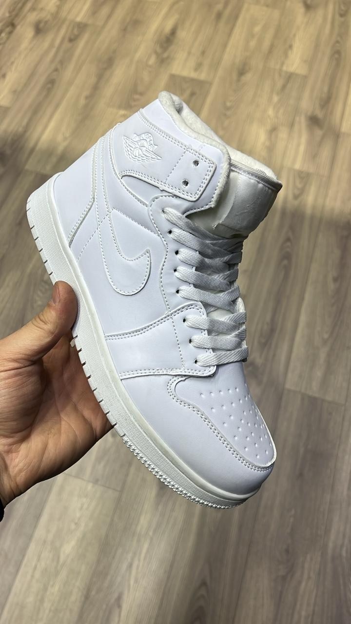 кроссовки nike air jordan 1 retro high,кроссовки мужские nike air jordan 1,зимние кроссовки nike air jordan 1,кроссовки nike air jordan 1,мужские кроссовки nike air jordan 1 retro high